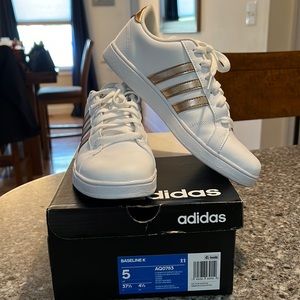 Adidas Baseline Copper/white sneakers
